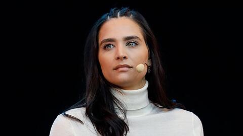 Amira Pocher fühlt sich aktuell lustlos und müde. Jetzt hat sie einen Arzt aufgesucht.