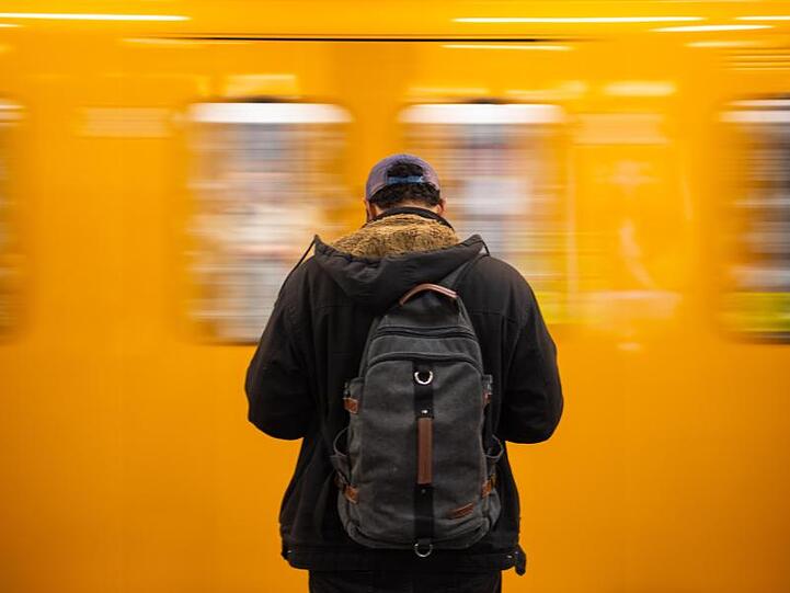 Der Verband Deutscher Verkehrsunternehmen rechnet bei Bus und Bahn mit 10,38 Milliarden Kundenfahrten in diesem Jahr.