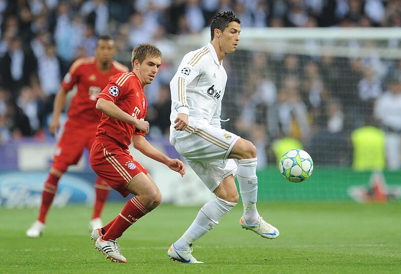 PHILIPP LAHM: Die Aufgabe: Ronaldo stoppen &ndash; nach 14 Minuten stand&rsquo;s 0:2. Doch der Kapitän war ohne Schuld, biss sich rein. Kurbelte viele Angriffe nach vorne an. Note 2