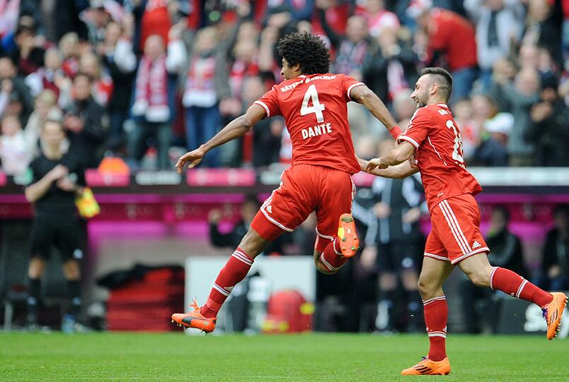 DIEGO CONTENTO - NOTE 2 - Beachtliche Leistung des Alaba-Ersatzes: Fand endlich mal seinen Vorwärtsgang, bereitete das 1:0 stark vor. In der Liga seit 2010 ungeschlagen.
