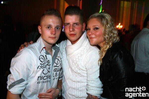Im Neuraum wurde am Smastag schonmal kräftig für die kommenden Partytage geübt. Noch mehr Fotos unter:www.nachtagenten.de.