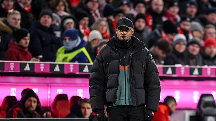 Hat einen klaren Auftrag beim FC Bayern: Trainer Vincent Kompany soll die Meisterschale zurück nach München holen.