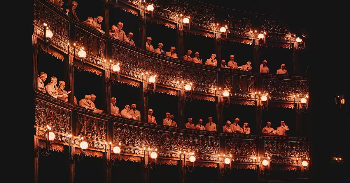 Opernhitze-zwischen-eisigen-Bergen-Lucia-di-Lammermoor-in-Erl