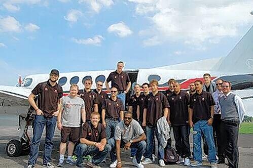 Alles klar zu Abheben: Bambergs Riesen vor dem Abflug nach Braunschweig.
