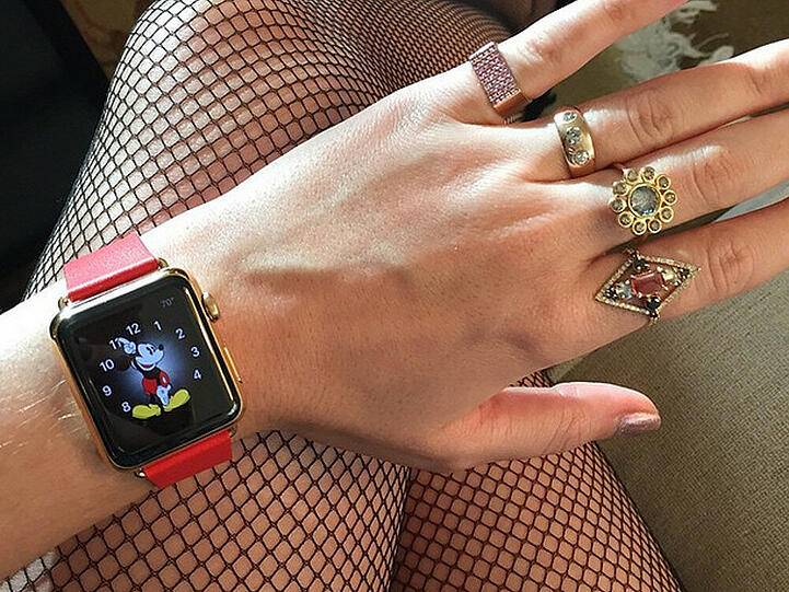 Katy Perry präsentiert auf Instagram stolz ihre neue Apple Watch