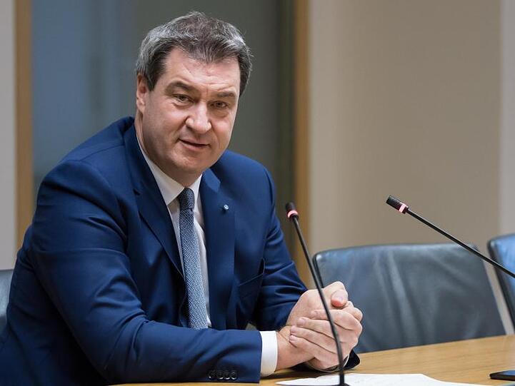 Ministerpräsident Markus Söder (CSU) nimmt im Landtag an einer Pressekonferenz teil. Foto: Sven Hoppe/Archiv