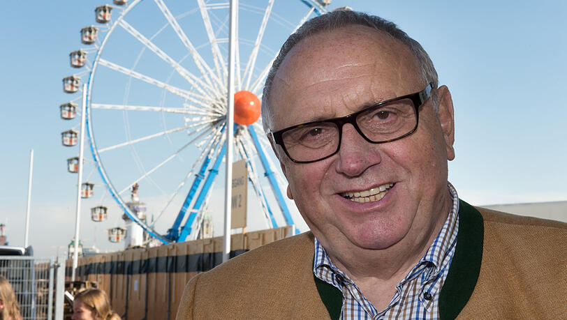 Es geht um Vorteilsgewährung durch die Überlassung von Wertmarken für die Wiesn. Toni Roiderer wehrt sich. (Archivbild) Es geht um Vorteilsgewährung durch die Überlassung von Wertmarken für die Wiesn. Toni Roiderer wehrt sich. (Archivbild)