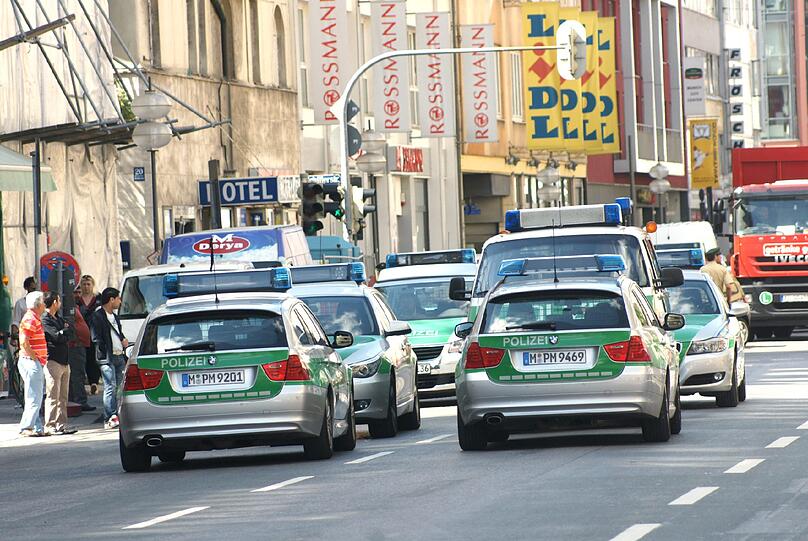 Die Bilder von den Löscharbeiten.