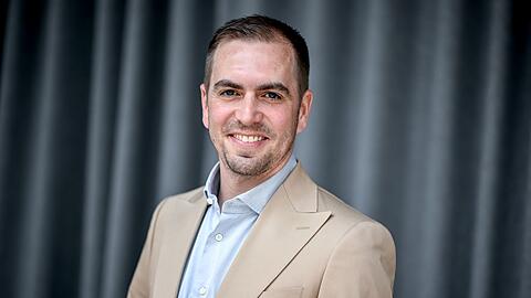 Philipp Lahm sei eine der prägendsten Persönlichkeiten des deutschen Fußballs, begründete das Bundespräsidialamt. (Archivbild)