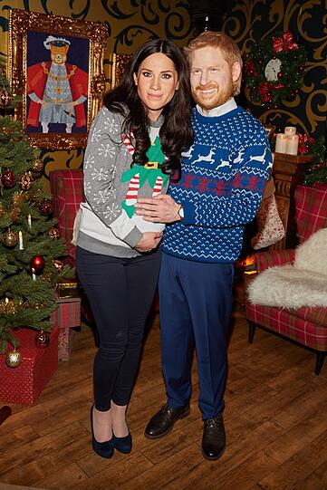 Auf den ersten Blick irritierend: Meghan und Harry als Live-Wachsfiguren...