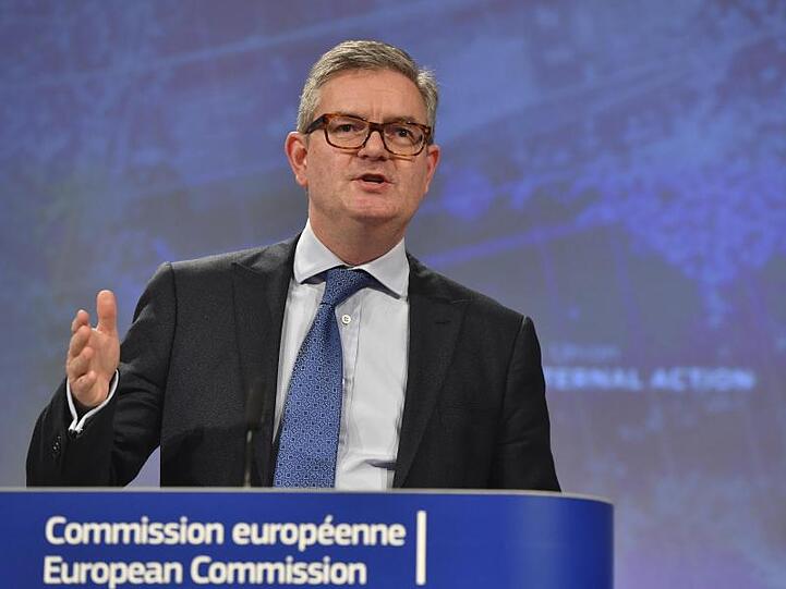 EU-Sicherheitskommissar Julian King: "Wir müssen weiter gehen als bisher und schneller sein."