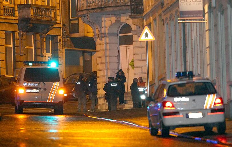 Bilder aus Verviers: Bei einem Anti-Terroreinsatz kamen am Donnerstagabend zwei Menschen ums Leben.