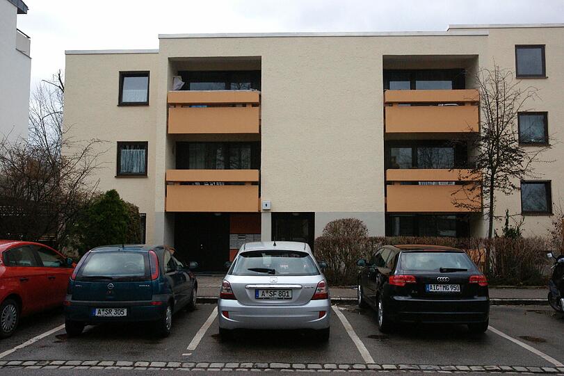 Hotel Mama: In diesem Haus im Augsburger Stadtteil Lechhausen wohnte der Verdächtige Rudolf R. bei seiner Mutter.