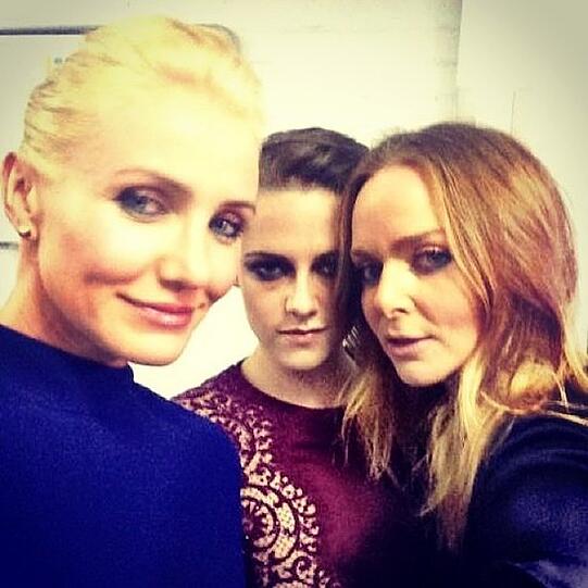 Schönes Trio: Die Schauspielerinnen Cameron Diaz (l.) und Kristen Stewart (m.) mit Designerin Stella McCartney