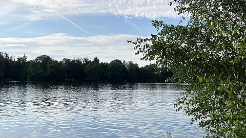 Der Feldmochinger See ist ab sofort auch für Menschen mit körperlicher Einschränkung zugänglich.