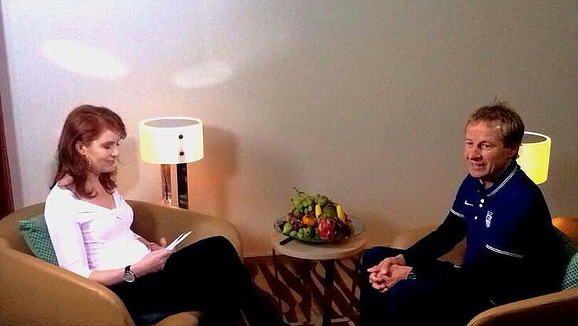 Monica Lierhaus im Interview mit Jürgen Klinsmann Monica Lierhaus im Interview mit Jürgen Klinsmann