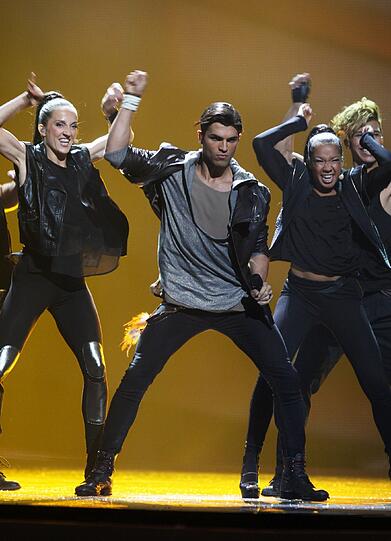 Mit ihrem mystischen Popsong &bdquo;Euphoria&ldquo;gewann die Sängerin Loreen im Finale in Baku. Roman Lob belegte am Ende einen guten achten Platz. Aber auch die Auftritte der anderen Nationen waren wie immer sehenswert. Die besten Bilder vom ESC-Finale aus Baku!