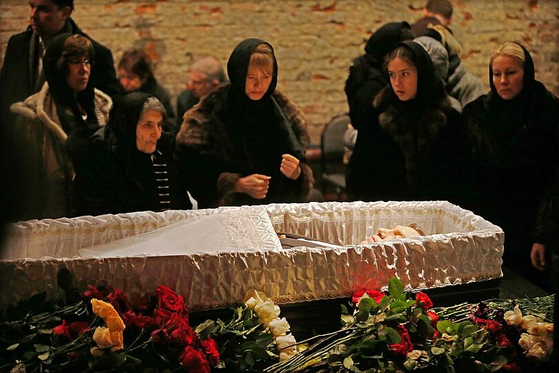 Russland nimmt Abschied von Kremlkritiker Boris Nemzow.