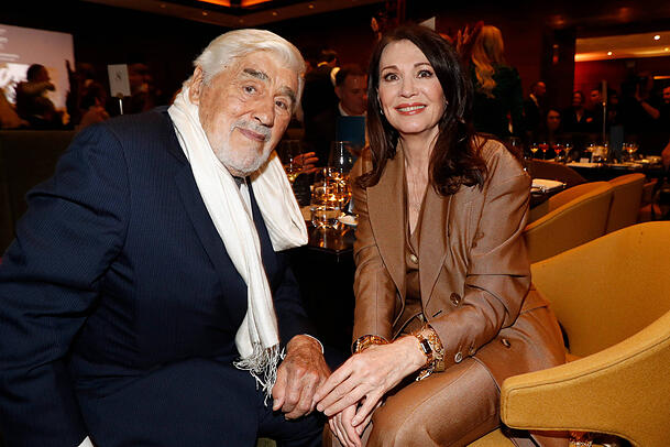 Schätzen sich sehr: Mario Adorf und Iris Berben. Schätzen sich sehr: Mario Adorf und Iris Berben.
