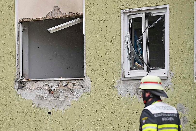 Bei der Verpuffung in der Erdgeschosswohnung am 25. April war der Mann schwer verletzt worden, jetzt ist er gestorben.