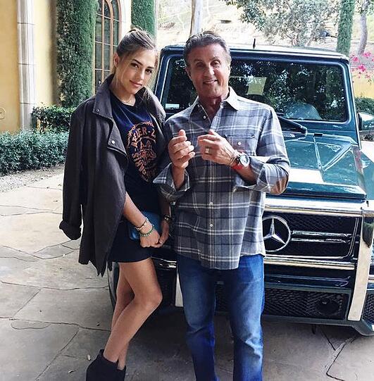 Sistine mit ihrem Papa Sylvester Stallone.