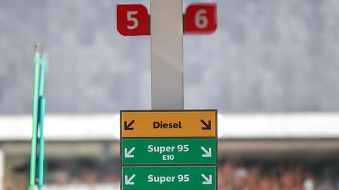 Eine Tankstelle in Nordrhein-Westfalen. (Archiv)