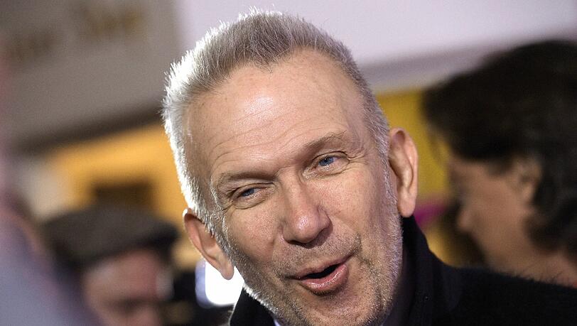 Jean Paul Gaultier: "Jeder sollte so viel Sex wie möglich haben, denn Sex verändert dein Gehirn. Er macht dich schlauer, schneller, besser gelaunt." Jean Paul Gaultier: "Jeder sollte so viel Sex wie möglich haben, denn Sex verändert dein Gehirn. Er macht dich schlauer, schneller, besser gelaunt."