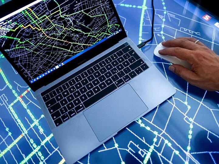 Die Simulation eines Streckenplans der Firma Graphmasters für eine Fahrempfehlung "collaborative routing" zur Stauumgehung in Berlin.