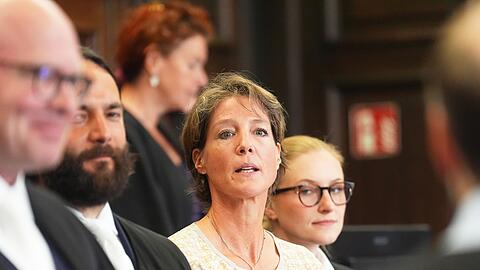 Christina Block will im Prozess um die Entführung ihrer beiden Kinder keine Fragen des Anwalts ihres Ex-Manns mehr beantworten.