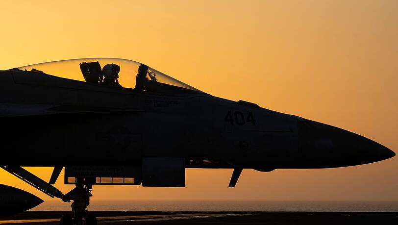 US-Militär verkündete, neue Angriffe auf Ziele im Iran geflogen zu haben. (Archivbild) US-Militär verkündete, neue Angriffe auf Ziele im Iran geflogen zu haben. (Archivbild)