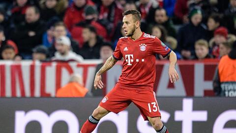 Bayern Münchens Außenverteidiger Rafinha am Ball. Foto: Matthias Balk/Archiv