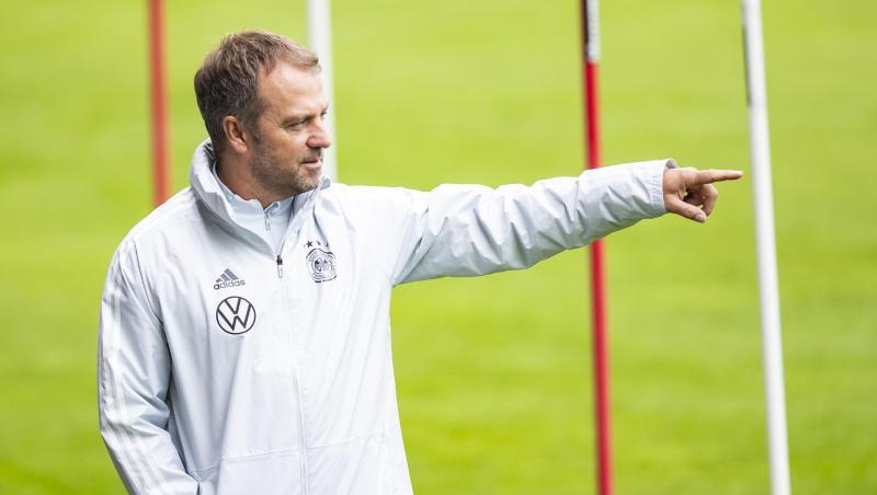 Gibt gegen Fußballzwerg Liechtenstein sein Debüt als Bundestrainer: Hansi Flick.