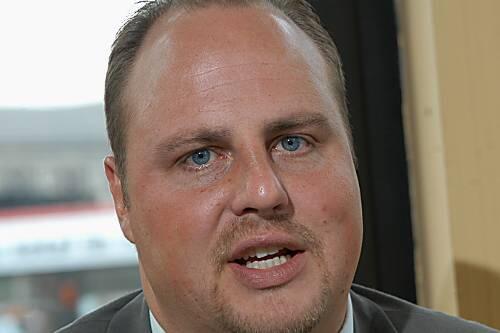 SPD-Fraktions-Vize Christian Vogel kritisiert den Stil des Wirtschaftsreferenten.