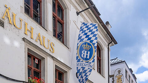 Weltberühmt und Münchner Institution zugleich: Das Hofbräuhaus am Platzl Weltberühmt und Münchner Institution zugleich: Das Hofbräuhaus am Platzl