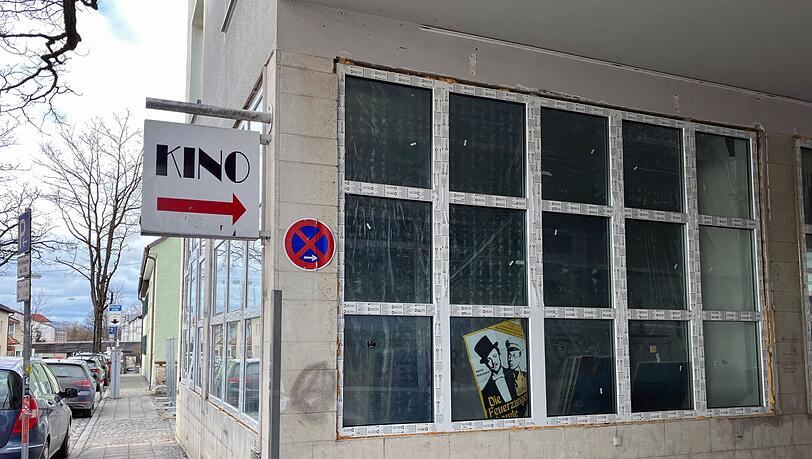 Das ehemalige Kino hat die AfD gemietet. (Archivbild)