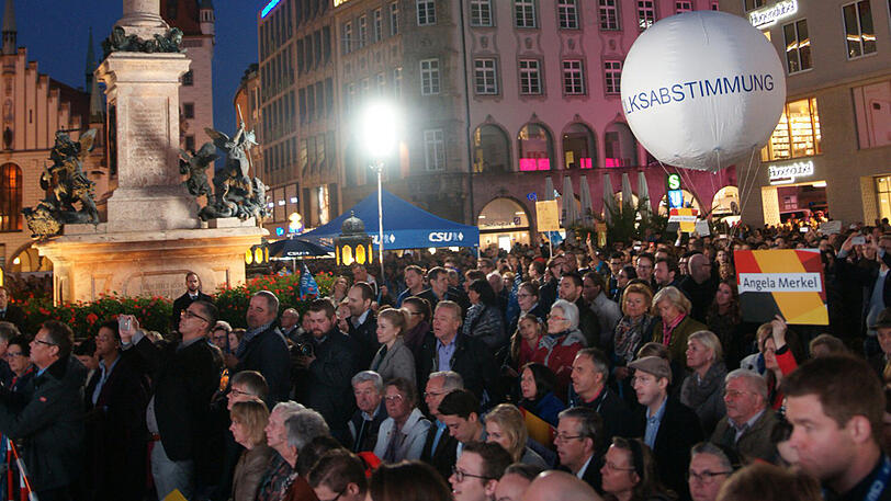 Kurz vor der Bundestagswahl war Kanzlerin Angela Merkel noch in München zu Gast - die Bilder vom Marienplatz.