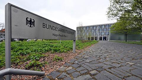 Krankschreibung im Auslandsurlaub wirft Zweifel auf