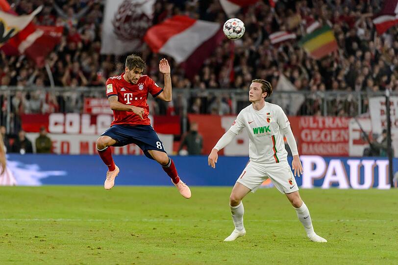 JAVI MARTÍNEZ, NOTE 3: Leitete den Angriff vor Gnabrys Großchance mit einem beherzten Vorstoß im Mittelfeld ein (37.). Zweikampfstark und präsent im Zentrum.