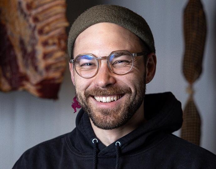 Autor und Musiker Martin Oesch ist Mitgründer einer Bio-Metzgerei in Bern.