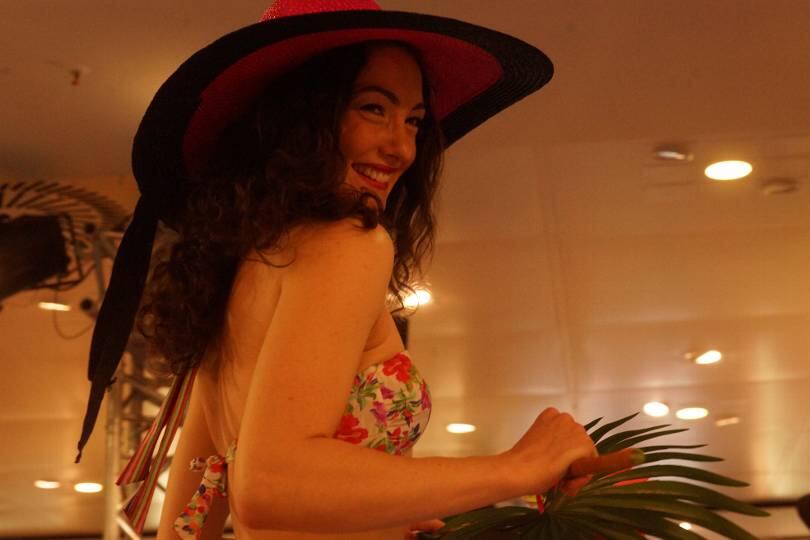 Die Trends am Strand 2014: Die Bilder von der Beachmodenschau bei Karstadt.