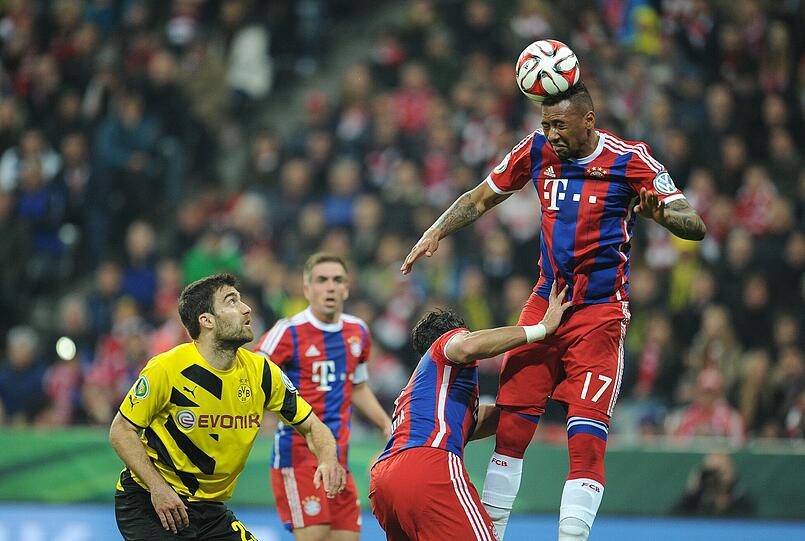 JEROME BOATENG - NOTE 2 - Präzise lange Bälle in der Spieleröffnung, in der Defensive fehlerlos und mit bärenstarker Leistung.