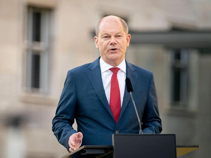 Der richtige Kanzlerkandidat müsse "Regierungserfahrung und persönliche Integrität" mit einem "klaren Blick für die Zukunft" verbinden, sagte unter anderem Fraktionsvize Achim Post. Trifft alles auf Olaf Scholz zu.