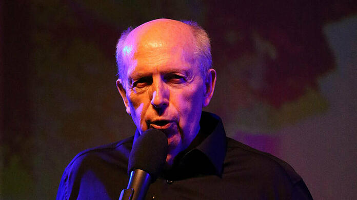 Reiner Calmund bei der Aufnahme eines Podcasts