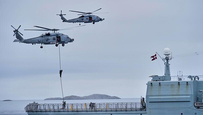 Kann mehr Nato-Präsenz in der Arktis die Grönland-Debatte entschärfen? (Archivbild) Kann mehr Nato-Präsenz in der Arktis die Grönland-Debatte entschärfen? (Archivbild)
