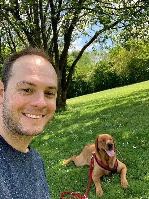 Der Münchner Martin Caesar mit seiner Hündin Lindsy. Der Münchner Martin Caesar mit seiner Hündin Lindsy.