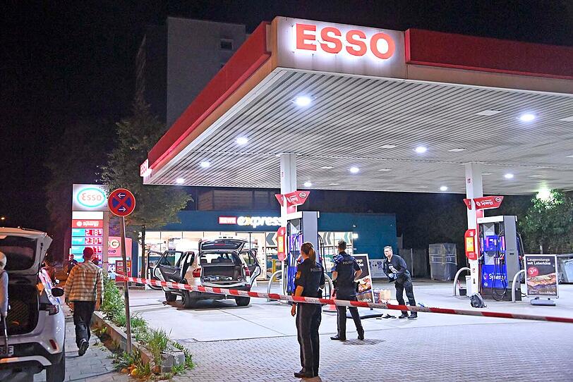 An dieser Tankstelle am Innsbrucker Ring konnte die Polizei zwei Tatverd&auml;chtige festnehmen.