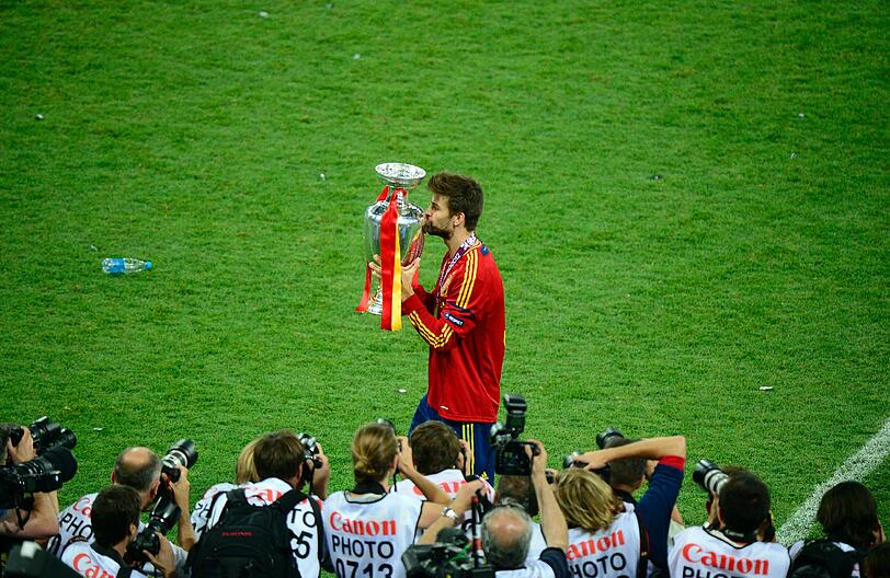 Jubel bei den Spaniern - Entsetzen bei den Italienern. Die Bilder nach dem 4:0-Endspielerfolg der Del Bosque-Elf.