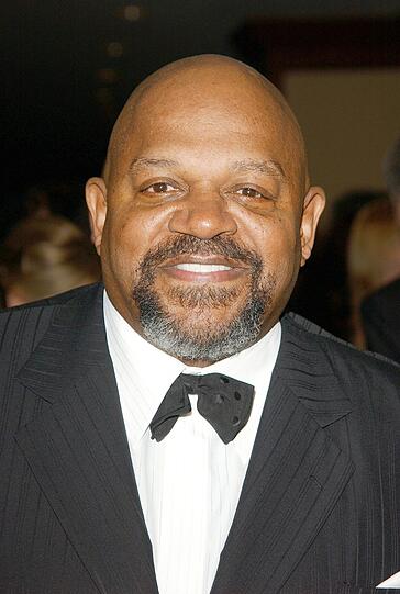 Mit 17 Jahren geriet Schauspieler Charles S. Dutton mit einem Mann in einen Streit und tötete ihn. Er wurde zu sieben Jahren Haft verurteilt.