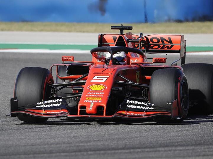 Sebastian Vettel ist beim Großen Preis der USA vorzeitig in der achten von 56 Runden ausgeschieden.
