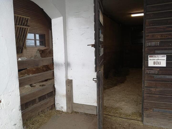 "Büxi" ist herzlich willkommen auf Gut Aiderbichl Deggendorf.